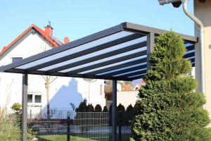 Construction d'une pergola bioclimatique : permis de construire ou déclaration de travaux ?