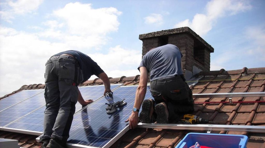 installation de panneaux solaires