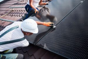 10- Les étapes clés pour réussir l’installation de panneaux solaires sur votre toit