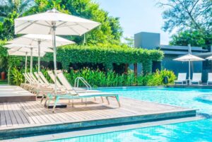 jardin-autour-de-piscine