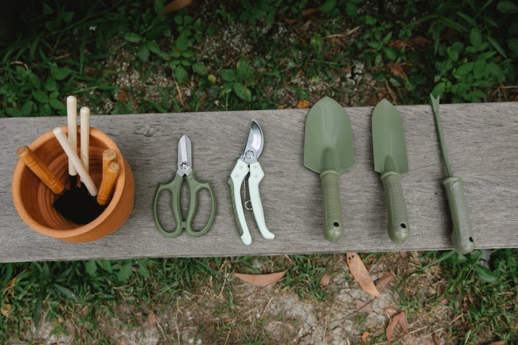 outils de jardin