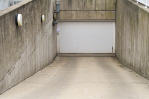 découvrez nos solutions rapides et fiables d'ouverture de portes de garage pour un accès sécurisé et pratique à votre garage.