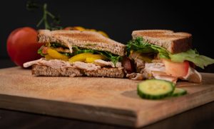 découvrez nos panneaux sandwich de haute qualité, parfaits pour l'isolation thermique et acoustique dans la construction industrielle et résidentielle.