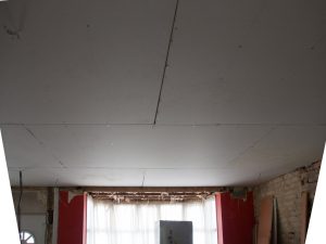 découvrez nos solutions innovantes de plafond autoportant, alliant esthétique et facilité d'installation pour un intérieur moderne et fonctionnel.