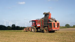 découvrez notre chaîne d'énergie éolienne, une solution innovante et durable pour exploiter la puissance du vent et produire une énergie propre et renouvelable.