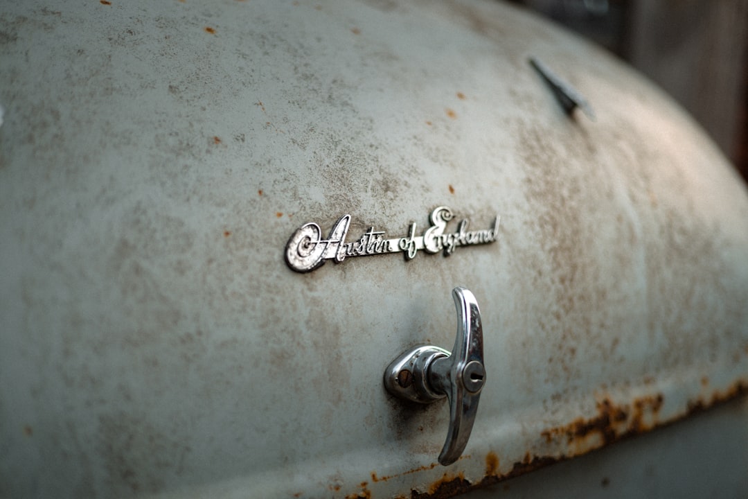 service professionnel de retrait de clé cassée efficace et rapide pour vos serrures de porte, voiture ou coffre. intervention sécurisée par des experts.