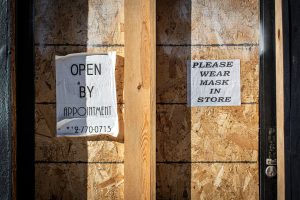 découvrez les conditions et les types de constructions qui bénéficient d'exemptions de permis de construire pour simplifier vos démarches administratives.