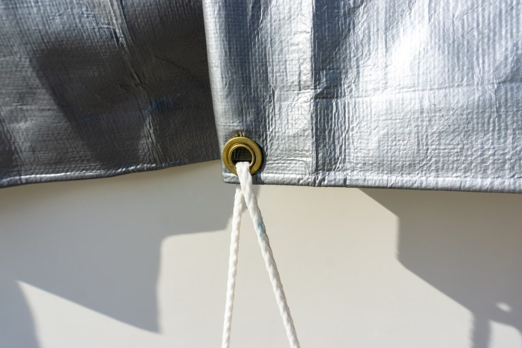 découvrez notre ruban à joint pour plaques de plâtre, idéal pour renforcer et protéger vos montages en drywall. facile à appliquer et durable pour des finitions parfaites.