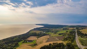 découvrez tout ce qu'il faut savoir sur la superficie des terrains, y compris les mesures, l'importance et les applications dans divers domaines.