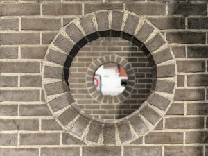 entretien de cheminée étanche : guide complet pour assurer l'étanchéité, la sécurité et la longévité de votre cheminée.