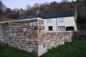 découvrez le coût de construction d'une maison en pierre, incluant les matériaux, la main-d'œuvre et les facteurs influençant le budget pour un projet durable et élégant.