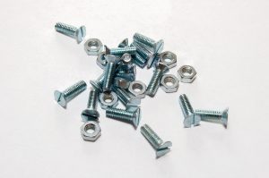 vis autoforeuse : fixations efficaces qui percent et se fixent directement sans pré-perçage, idéales pour divers matériaux.